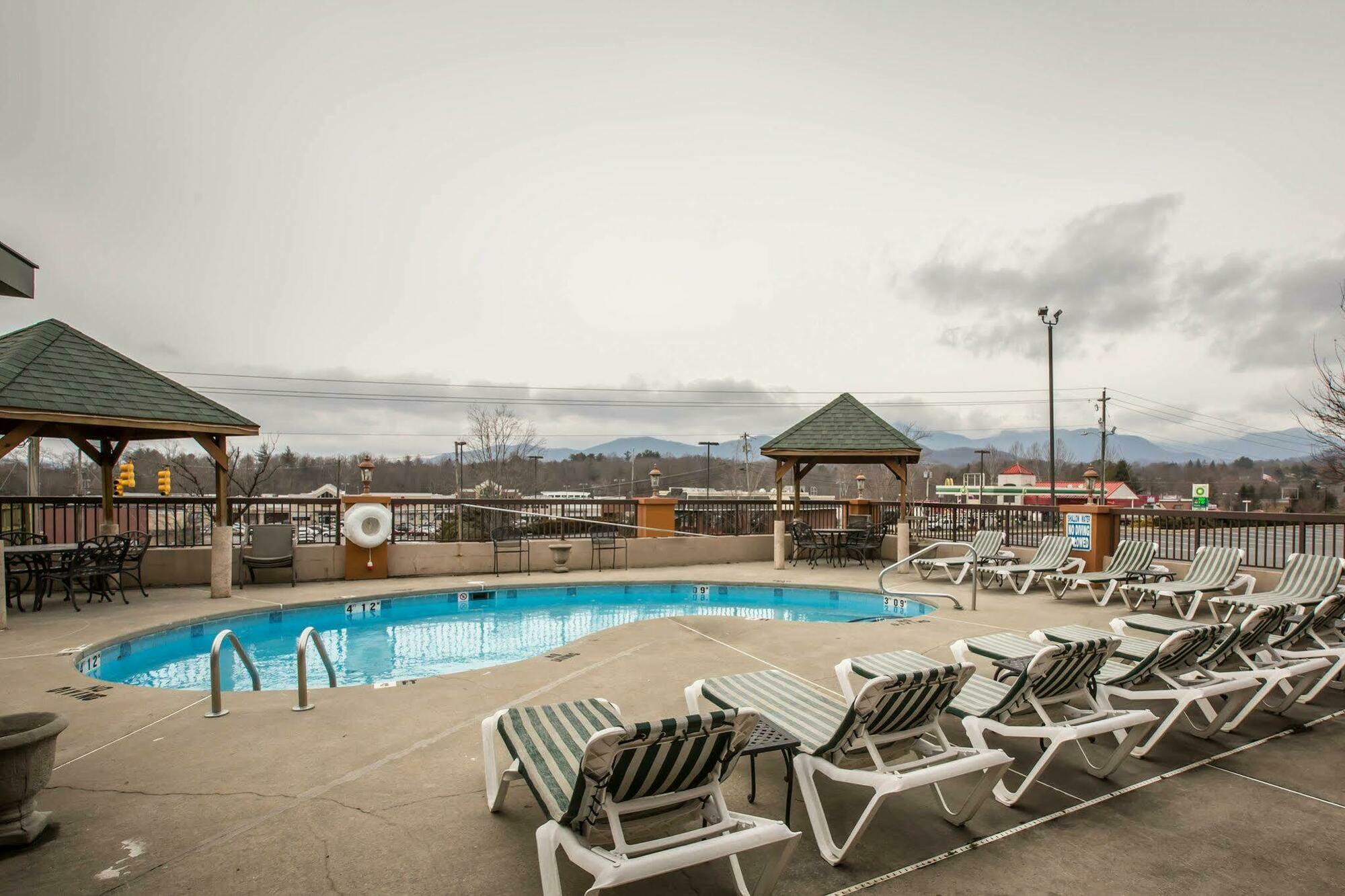 Quality Inn Black Mountain Extérieur photo